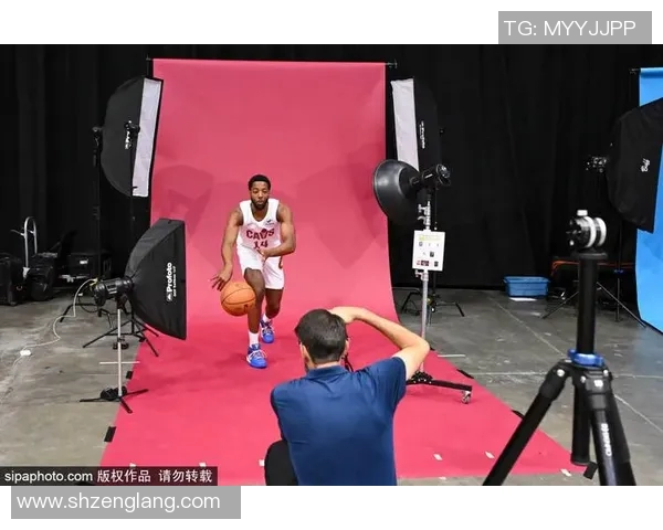 多伦多猛龙三分命中率碾压克利夫兰骑士,防守策略重塑东部季后赛格局 多伦多猛龙三分命中率碾压克利夫兰骑士,防守策略重塑东部季后赛格局